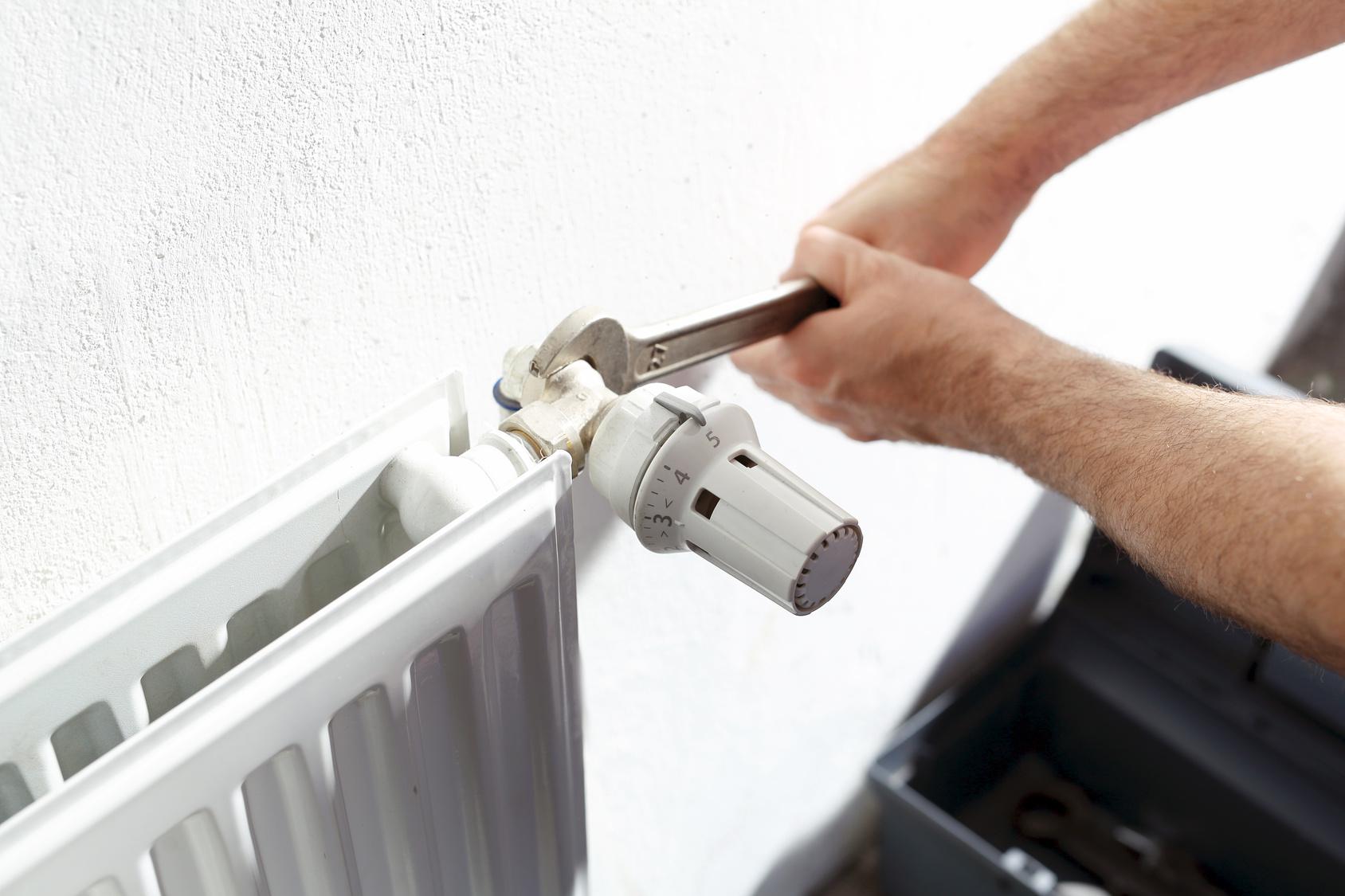 changement climatisation batiment industriel Linas